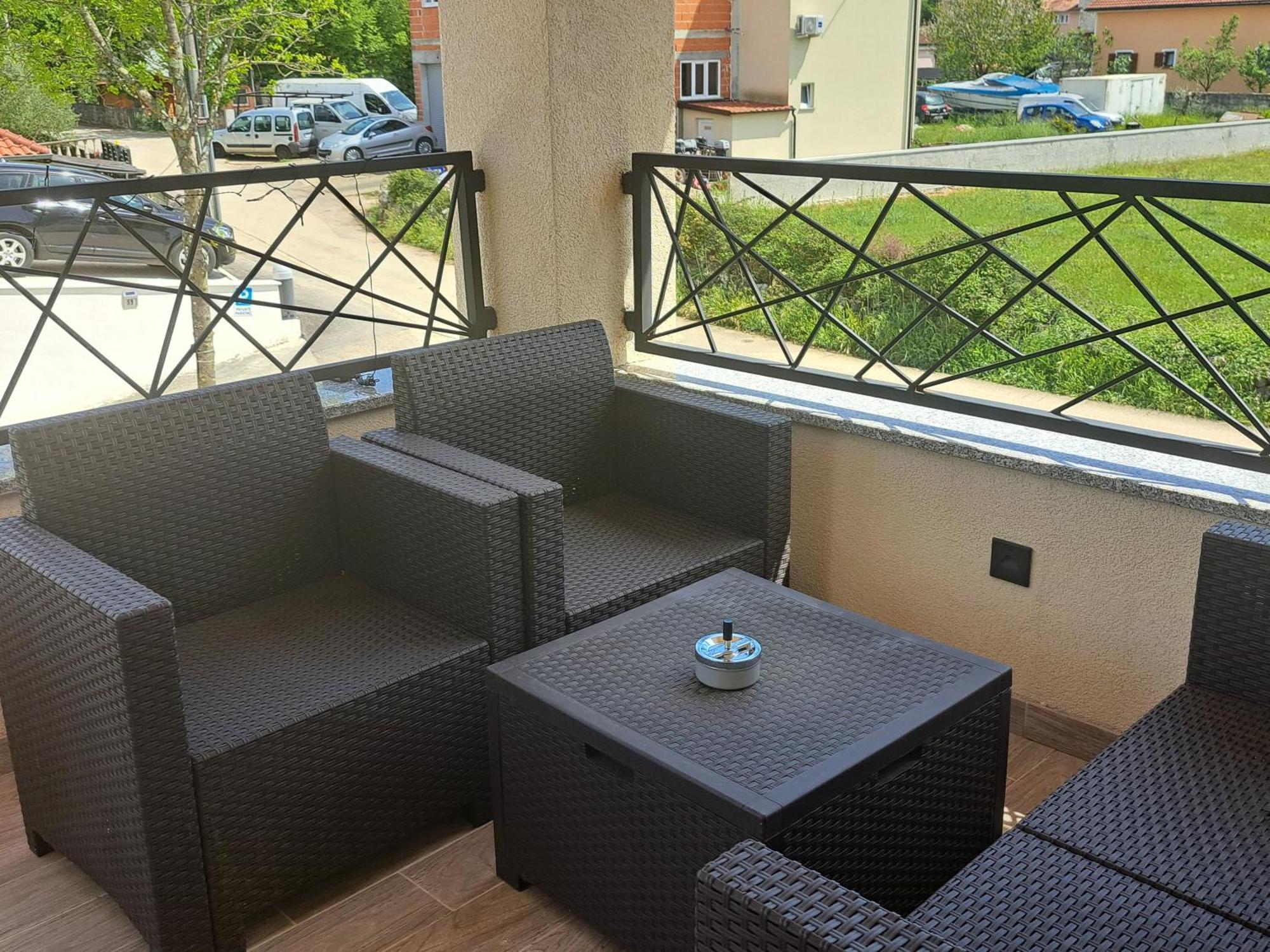 Ferienwohnung Blue Harmony 2 Malinska Exterior foto